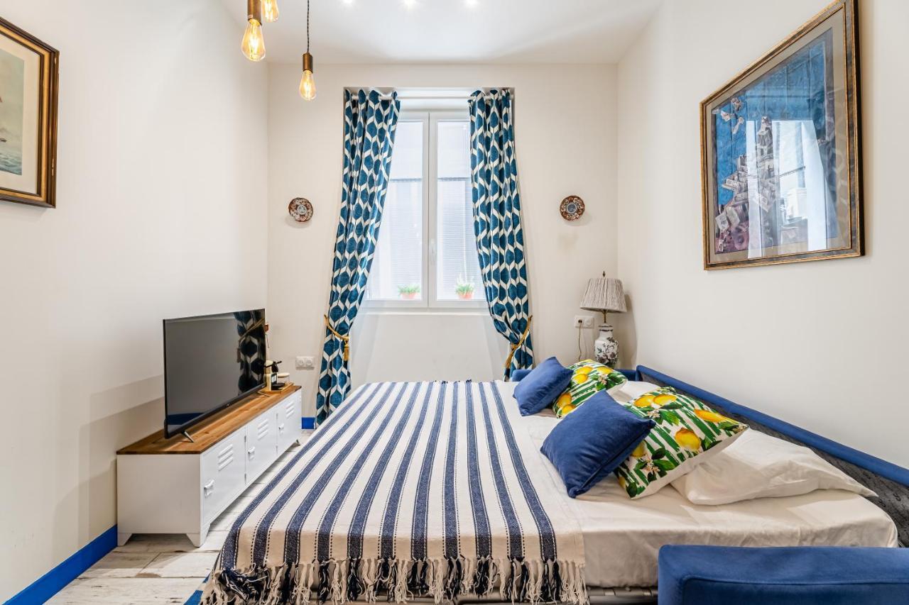 Studio Travel 24M2, 120M Vieux-Port ,Clim , Wifi ,Acces Autonome Avec Code Marsilia Exterior foto